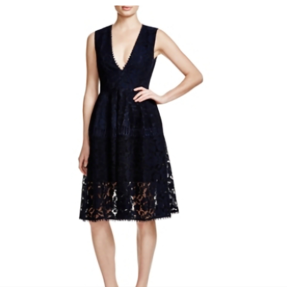 N / NICHOLAS FLORAL LACE DRESS. NAVY. SIZE 2.